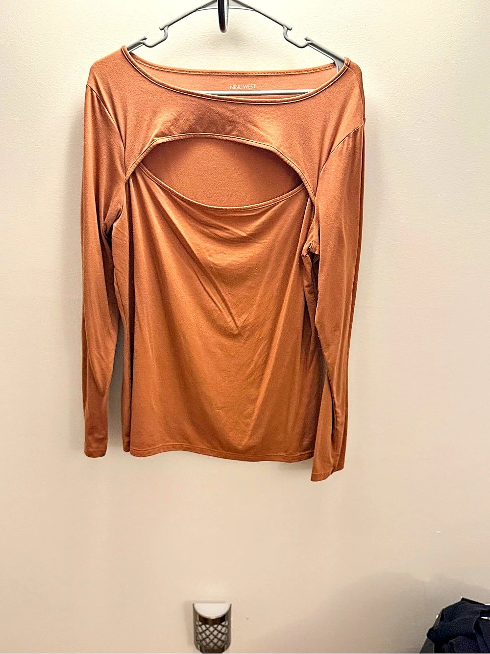 Nine West Long Sleeve Cutout Neck Top Brown XL